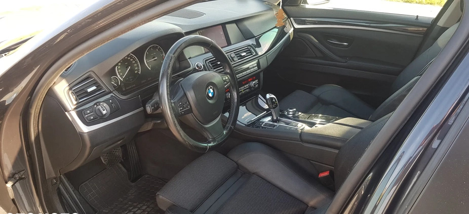 BMW Seria 5 cena 55000 przebieg: 265000, rok produkcji 2012 z Warszawa małe 211